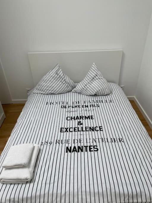 Appartement Atypique Et Fraichement Renove Saint-Vallier  Esterno foto