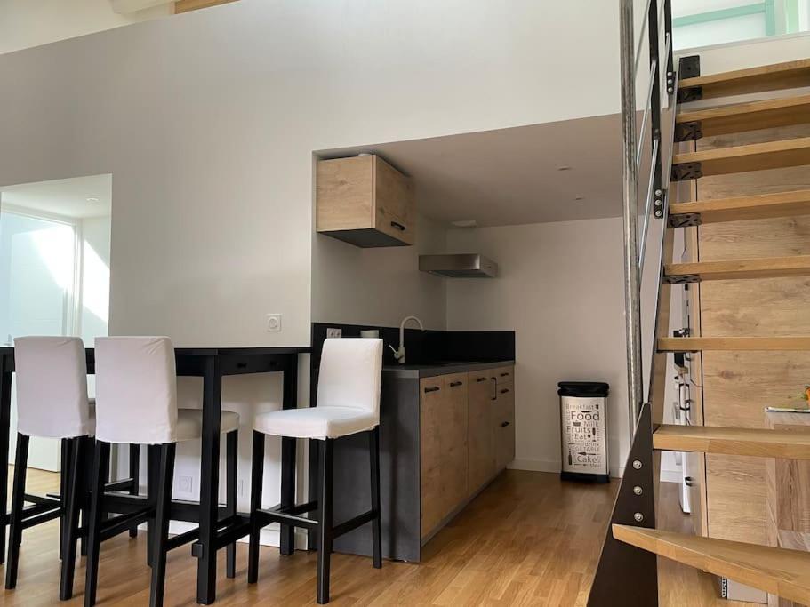 Appartement Atypique Et Fraichement Renove Saint-Vallier  Esterno foto